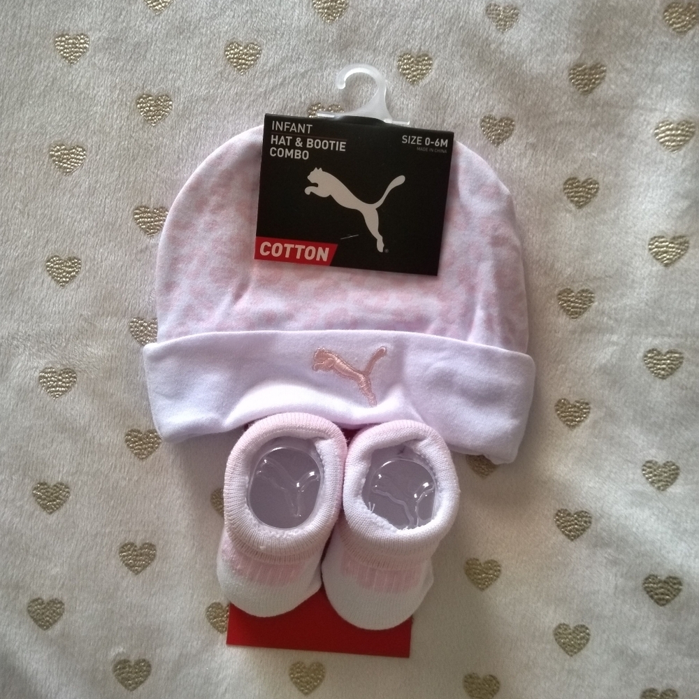 ✂️*NWT* 10/$40 Puma Infant Hat and Bootie Set